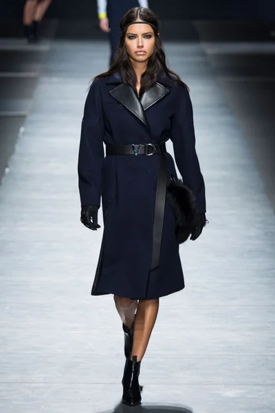 Look 5